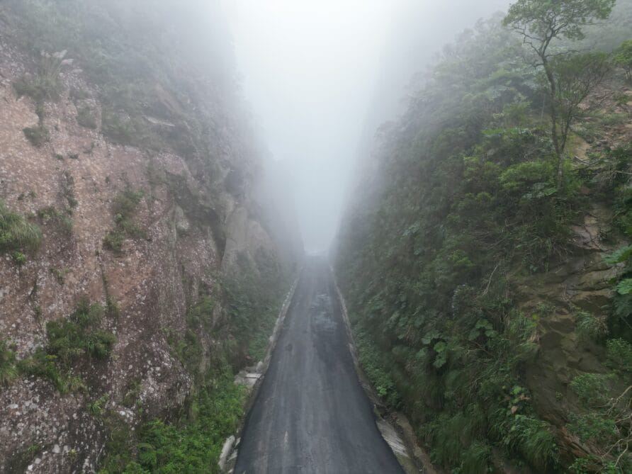 Serra do Corvo Branco: Desafios e Mitos da Maior Fenda