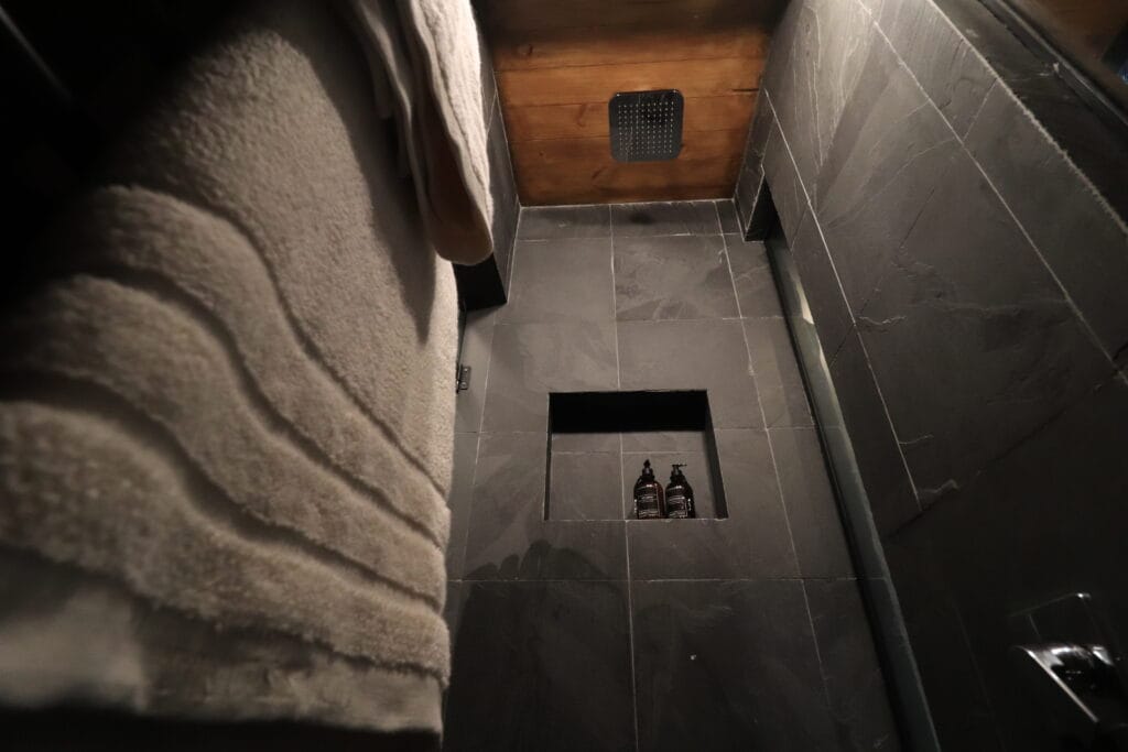 Cabana dos Pumas Urubici Box Chuveiro Pousada - Serenus Forest Glass House