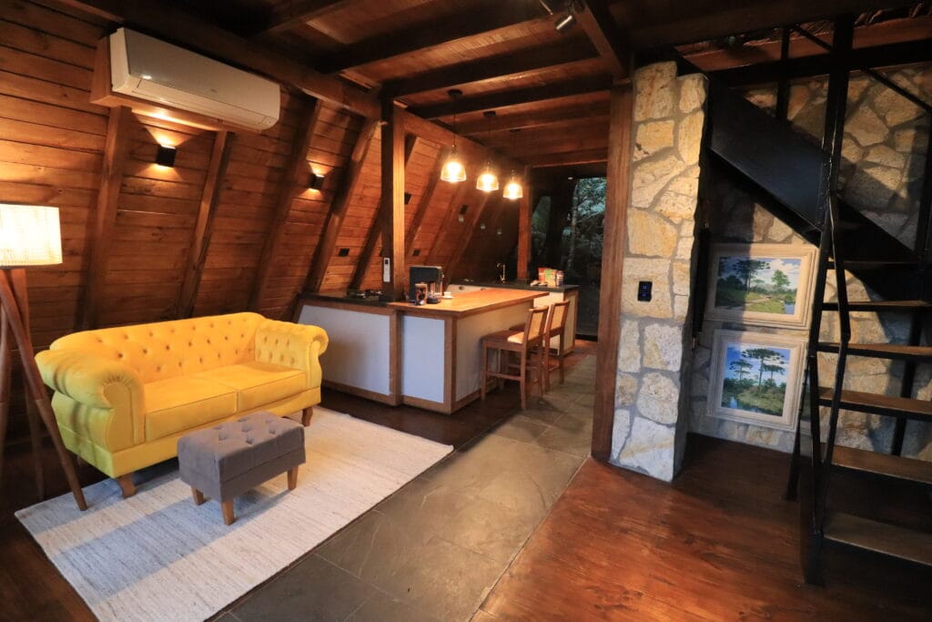 Cabana dos Pumas Urubici Pousada Entrada Sala - Serenus Forest Glass House